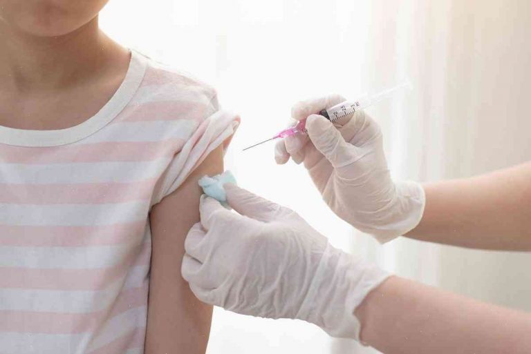 Vaccine against measles, mumps and rubella soon to be available in Canada